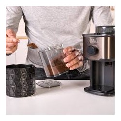 BXCG151E BLACK&DECKER MACINACAFFE' 150W 200GR 14 MISURE